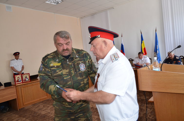 Станица михайловская волгоградской. Станица Михайловская Запорожская область. Станица Михайловская налоговая сотрудники. Станица Михайловская карате.